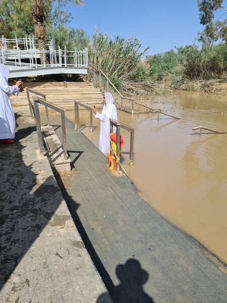 File:JordanRiver Baptise20230422 153050.jpg